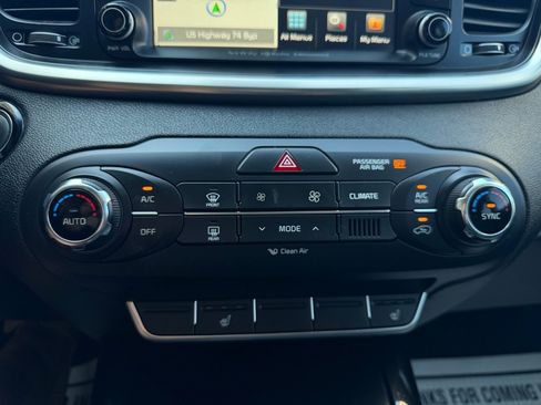 Used 2016 Kia Sorento SX AWD/4WD image 13