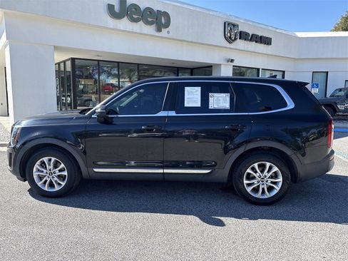 Used 2021 Kia Telluride LX image 8