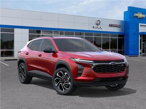 New 2026 Chevrolet Trax RS w/ Sunroof Package image 7