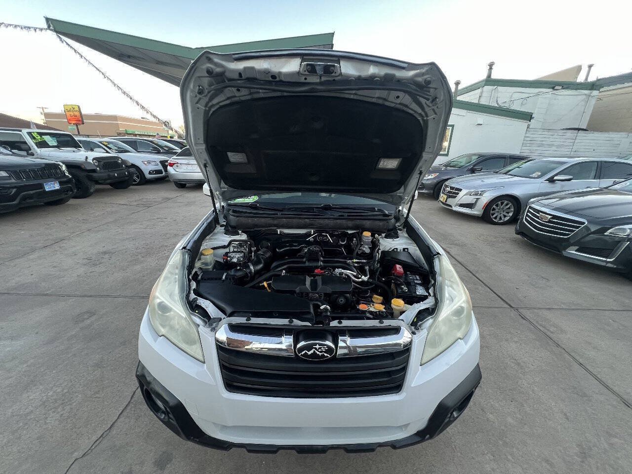 Used 2014 Subaru Outback 2.5i Premium AWD/4WD image 16