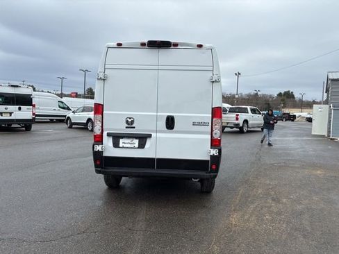 Used 2023 RAM ProMaster 2500 FWD image 4