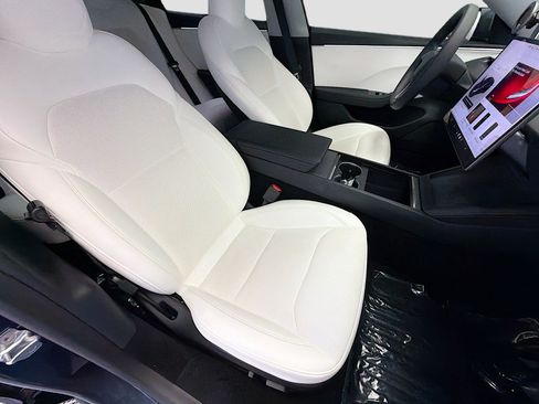 Used 2025 Tesla Model 3 Long Range RWD image 15