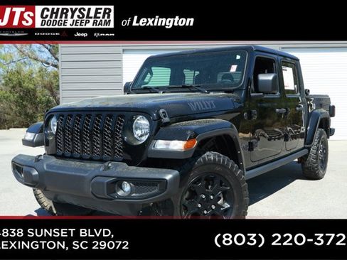 Used 2023 Jeep Gladiator Willys AWD/4WD image 1