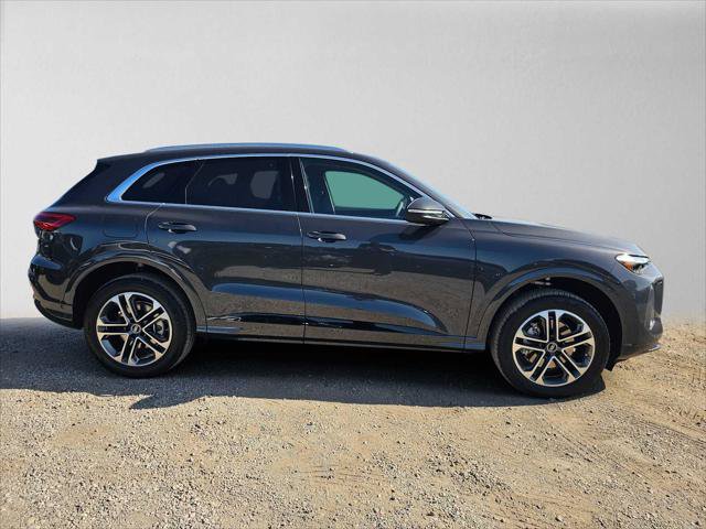 New 2026 Audi Q5 Premium Plus AWD/4WD image 2
