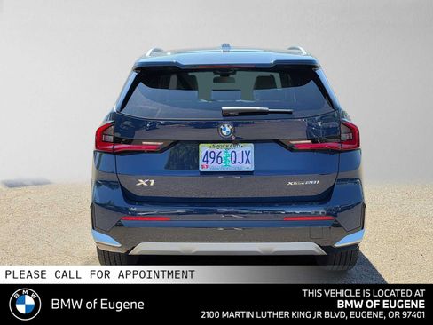 Used 2026 BMW X1 xDrive28i w/ Convenience Package AWD/4WD image 4