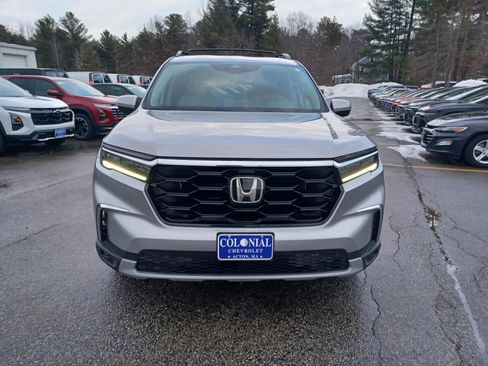 Used 2023 Honda Pilot Touring image 32