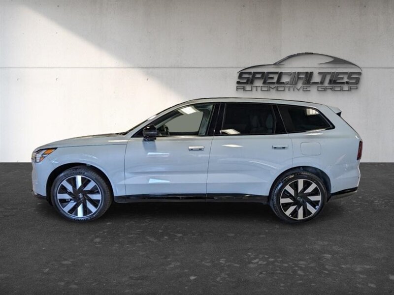 Used 2025 Volvo EX90 Ultra AWD/4WD image 7