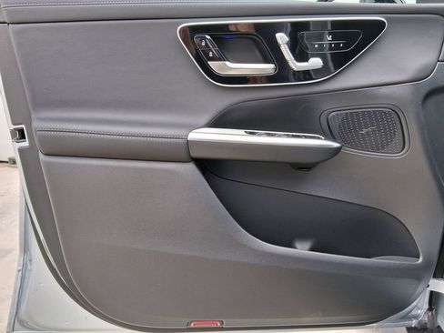 New 2026 Mercedes-Benz GLC 300 4MATIC image 19