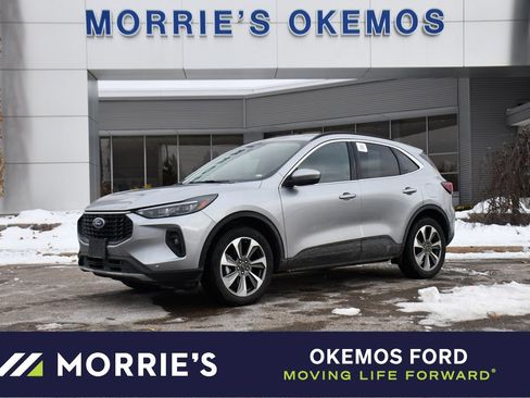 Used 2024 Ford Escape Platinum image 1