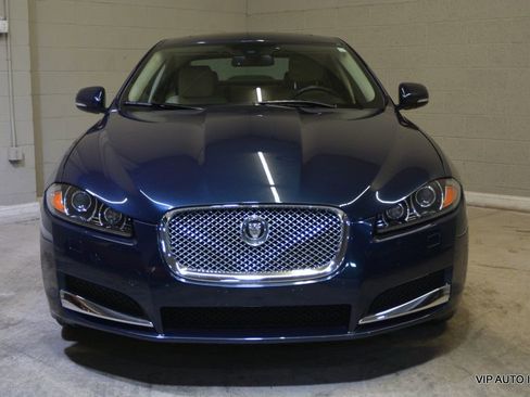 Used 2012 Jaguar XF image 36