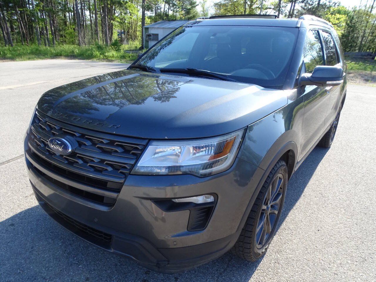 Used 2019 Ford Explorer AWD XLT w/ XLT Sport Appearance Package image 7