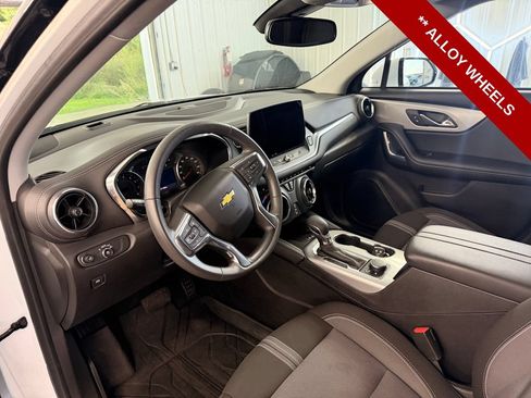 Used 2024 Chevrolet Blazer LT w/ Convenience Package AWD/4WD image 16