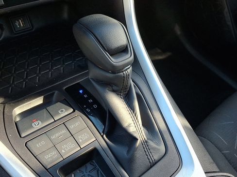 Used 2024 Toyota RAV4 XLE image 15