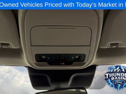 Used 2025 Ford Expedition Max Platinum AWD/4WD image 16