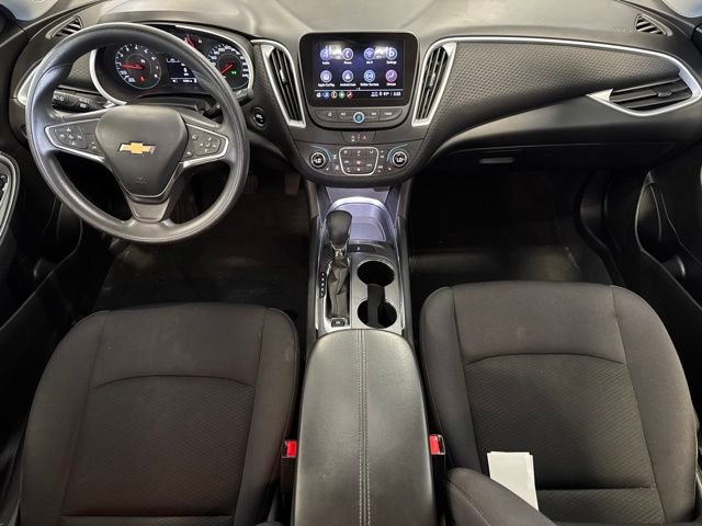 Used 2023 Chevrolet Malibu LT FWD image 3