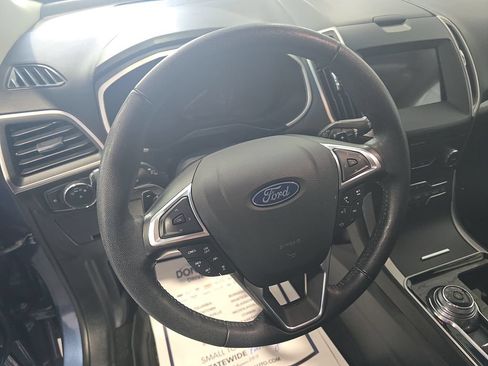 Used 2019 Ford Edge SEL w/ Equipment Group 201A AWD/4WD image 16