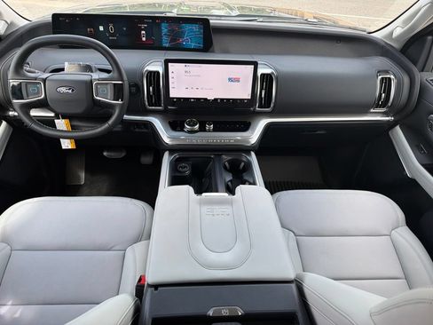 New 2027 Ford Expedition Max Platinum AWD/4WD image 14