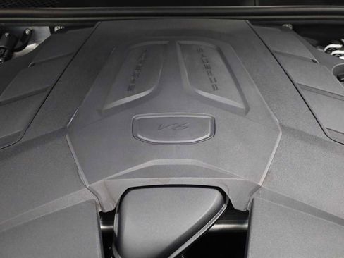 Certified 2024 Porsche Cayenne image 37