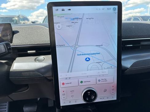 Used 2024 Ford Mustang Mach-E GT image 27