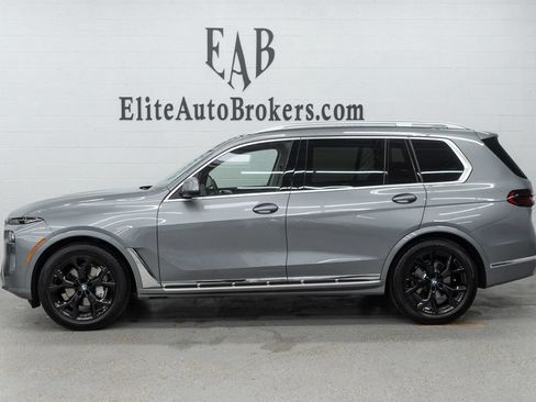 Used 2026 BMW X7 xDrive40i AWD/4WD image 2
