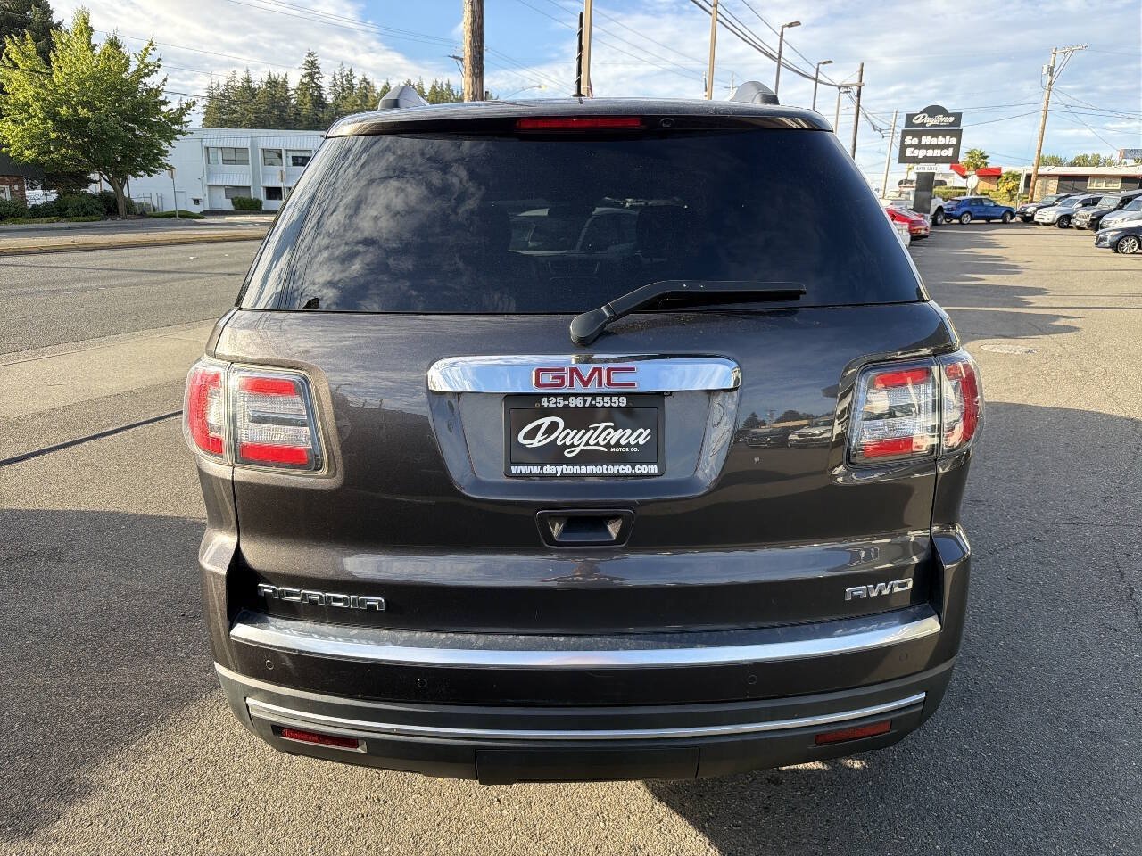 Used 2015 GMC Acadia SLT AWD/4WD image 4