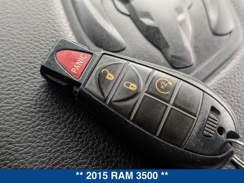 Used 2015 RAM 3500 Laramie w/ Convenience Group AWD/4WD image 34