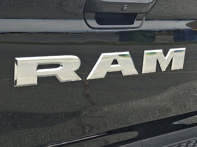 Used 2026 RAM 1500 Laramie AWD/4WD image 31