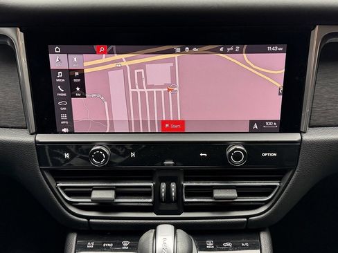 Used 2022 Porsche Macan GTS image 15