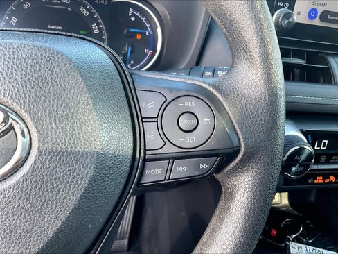 Used 2024 Toyota RAV4 XLE w/ Convenience Package image 20