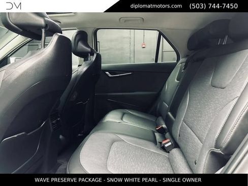 Used 2023 Kia Niro Wave w/ Wave Preserve Package FWD image 23