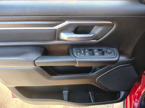 Certified 2025 RAM 1500 Big Horn AWD/4WD image 15