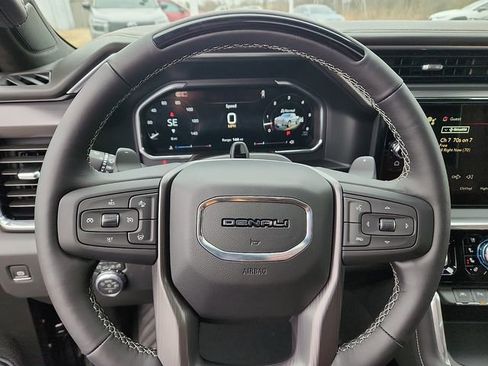 New 2026 GMC Sierra 1500 Denali Ultimate w/ LPO, Black Badging Package image 15