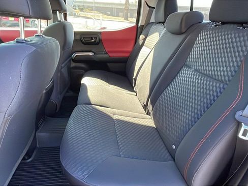 Used 2022 Toyota Tacoma SR5 image 16