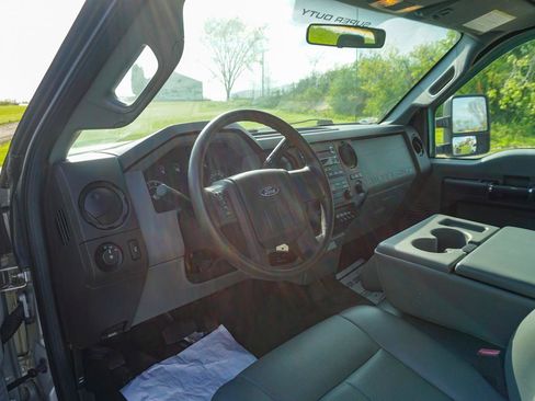 Used 2012 Ford F250 XL w/ PWR Equipment Group AWD/4WD image 16