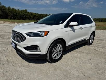 Used 2024 Ford Edge SEL w/ Convenience Package