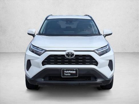 Used 2024 Toyota RAV4 XLE FWD image 2