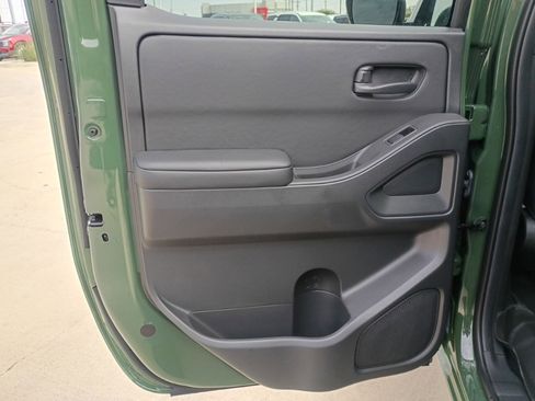 New 2026 Nissan Frontier SV w/ Tow Package image 22