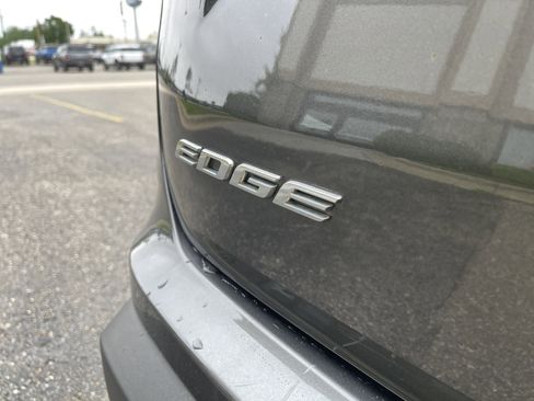 Used 2020 Ford Edge SEL w/ Convenience Package AWD/4WD image 25