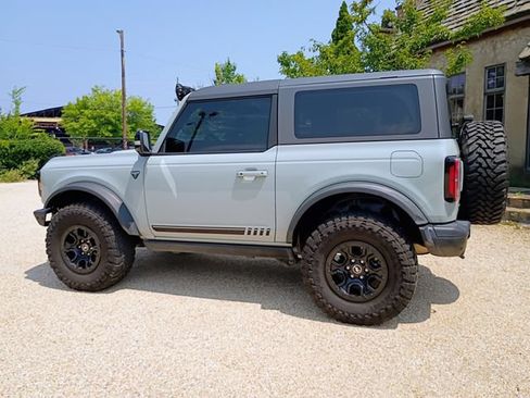 Used 2021 Ford Bronco First Edition AWD/4WD image 10