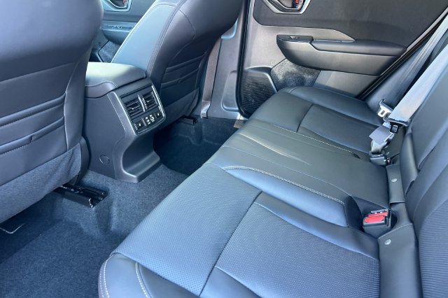 New 2026 Subaru Outback Limited AWD/4WD image 9