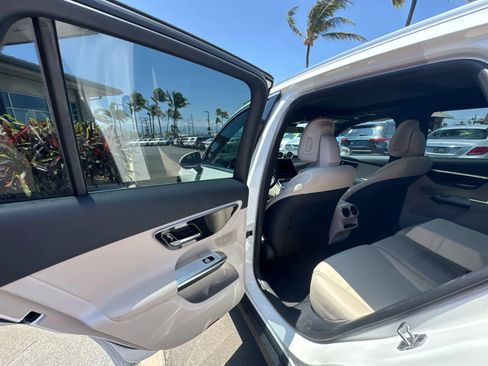 Used 2026 Mercedes-Benz GLC 300 4MATIC image 15