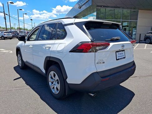 Used 2019 Toyota RAV4 LE w/ All Weather Liner Package AWD/4WD image 4