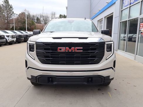 New 2026 GMC Sierra 1500 Pro AWD/4WD image 5