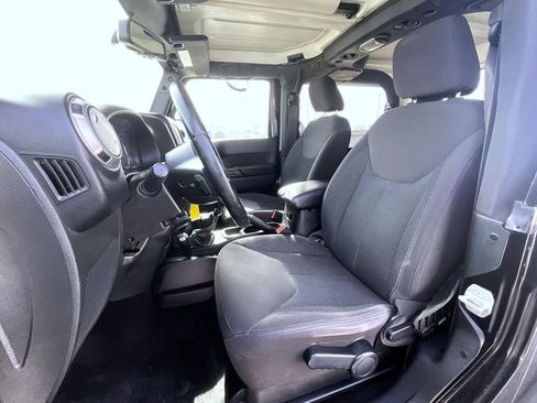 Used 2016 Jeep Wrangler Sport image 10
