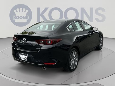 Used 2023 MAZDA MAZDA3 s FWD image 11