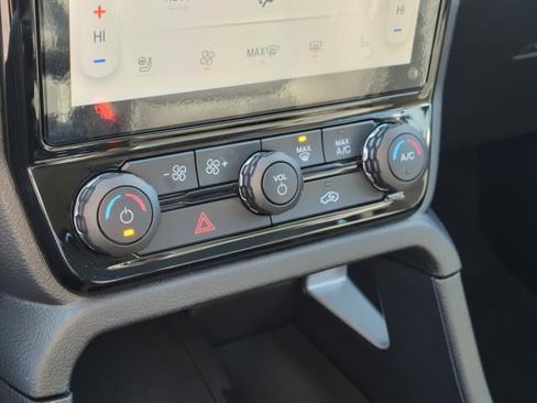 New 2025 Ford Ranger Lariat w/ FX4 Off-Road Package image 33