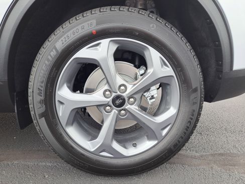 New 2025 Ford Escape ST-Line image 7