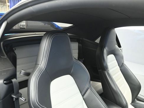 Used 2022 Porsche 911 Turbo S w/ 911 Turbo Sportdesign Package image 27