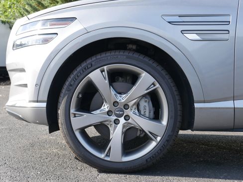 Certified 2023 Genesis GV80 2.5T w/ Prestige Package image 11