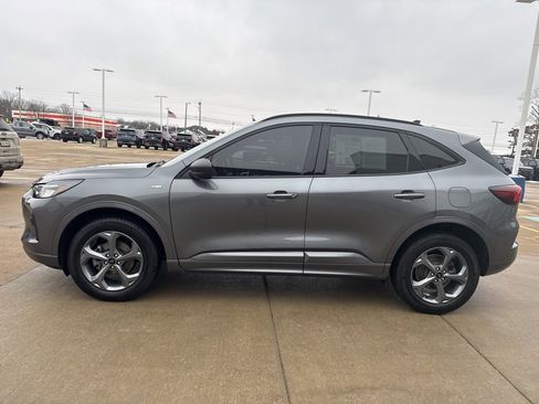 Certified 2024 Ford Escape ST-Line image 4